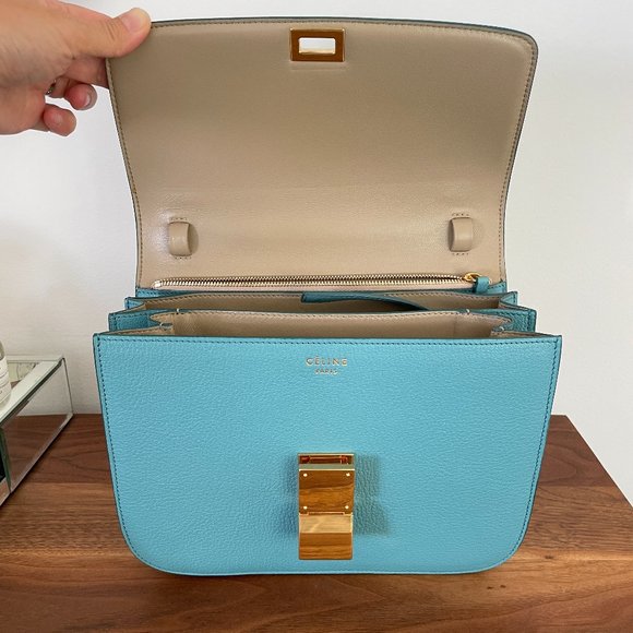 Celine Medium Classic Box in Antarctic Goat - Picture 2 of 16